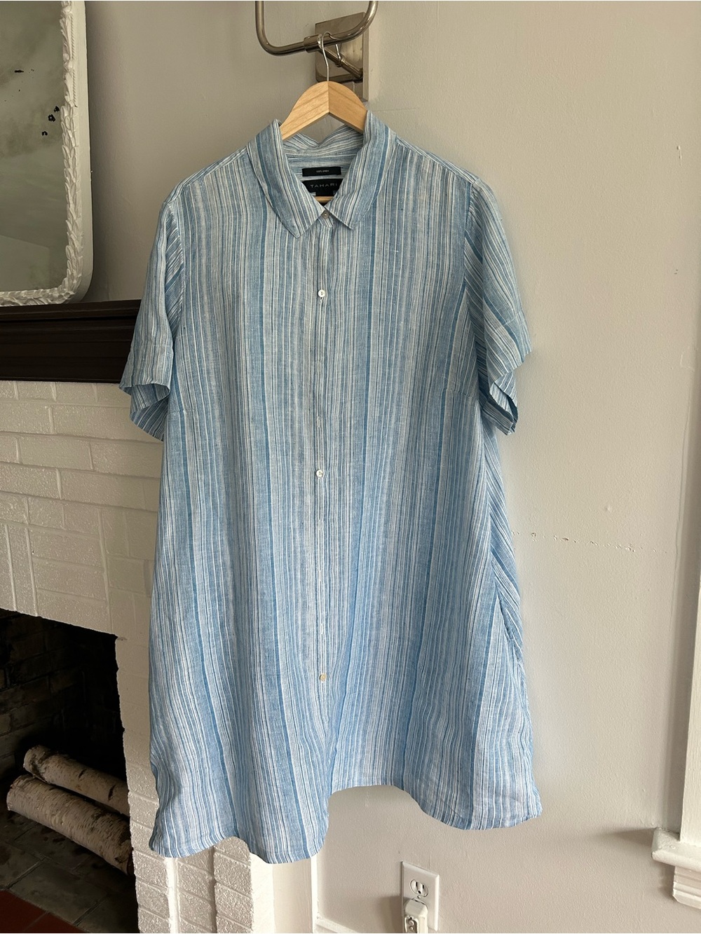 Tahari linen Light Blue & White Striped Short-Sleeve Button Down Dress